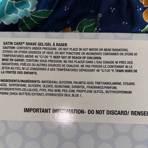 OLAY Bath & Body Set - Beautifully Smoothing Skin Pampering Essentials - Picture 5 of 6